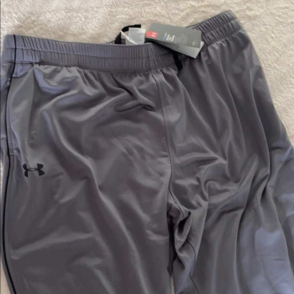 Dry fit under armor joggers
